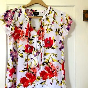 Liz Claiborne Career Vibrant Floral Flowy Ruffle Tie Front Cap Sleeve Blouse